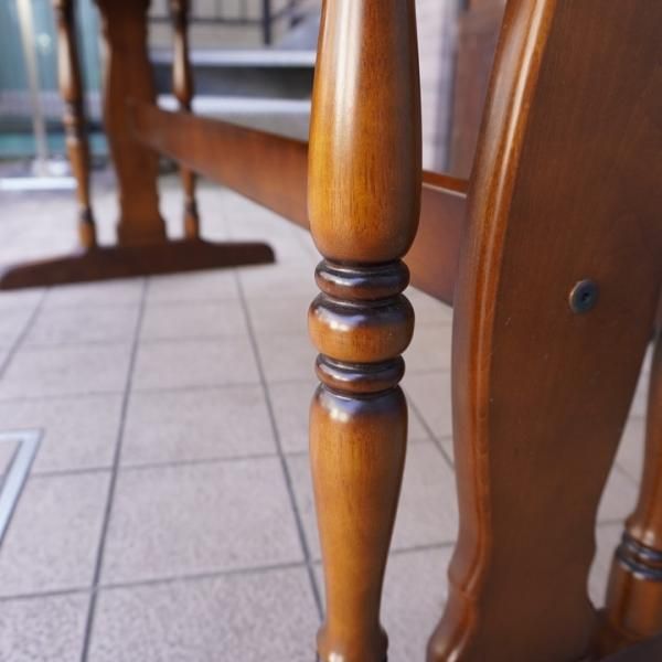 Karimoku(カリモク家具)の人気シリーズCOLONIAL(コロニアル)の Karimoku(カリモク家具)の人気シリーズCOLONIAL(コロニアル)の