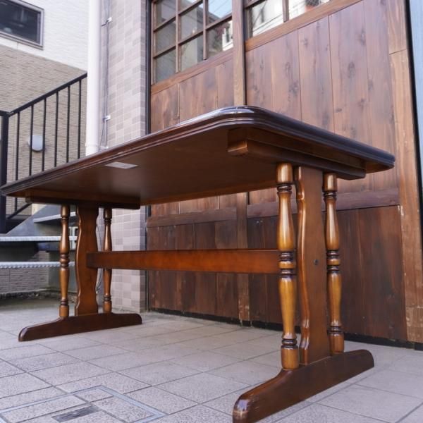 Karimoku(カリモク家具)の人気シリーズCOLONIAL(コロニアル)の Karimoku(カリモク家具)の人気シリーズCOLONIAL(コロニアル)の