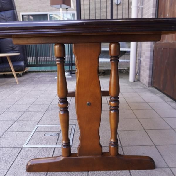Karimoku(カリモク家具)の人気シリーズCOLONIAL(コロニアル)の Karimoku(カリモク家具)の人気シリーズCOLONIAL(コロニアル)の