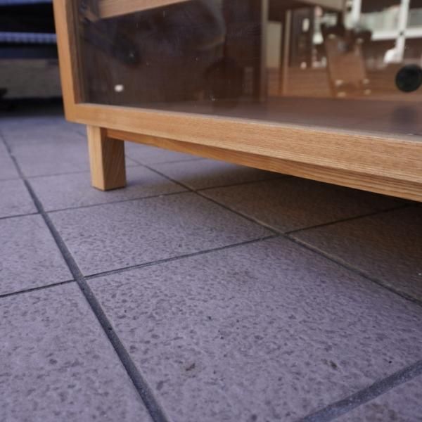 無印良品(MUJI)のタモ材 AVラック。シンプルなTVボードは圧迫感 無印良品(MUJI)のタモ材 AVラック。シンプルなTVボードは圧迫感