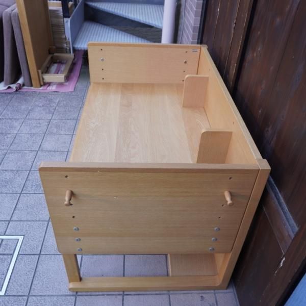 karimoku(カリモク)とBenesse(ベネッセ)のコラボ商品 karimoku(カリモク)とBenesse(ベネッセ)のコラボ商品