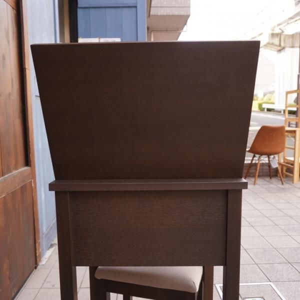 稀少なタモ材を使用した無印良品(MUJI)のドレッサー/スツール 稀少なタモ材を使用した無印良品(MUJI)のドレッサー/スツール