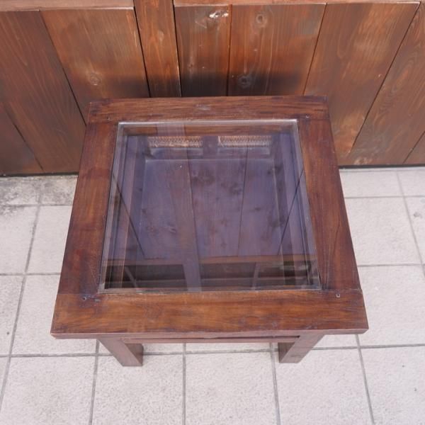 西麻布にあるアジアン家具の専門店HIKKADUWA(ヒッカドゥワ)の 西麻布にあるアジアン家具の専門店HIKKADUWA(ヒッカドゥワ)の