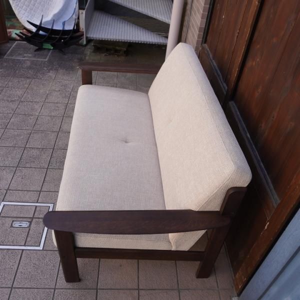 人気のkarimoku(カリモク家具)よりChitano(チターノ)の2人掛け