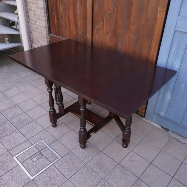 松本民芸家具のM型バタフライテーブルです。ミズメザクラ無垢材 松本民芸家具のM型バタフライテーブルです。ミズメザクラ無垢材
