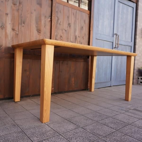 NAGNO INTERIOR(ナガノインテリア)のダイニングテーブルです