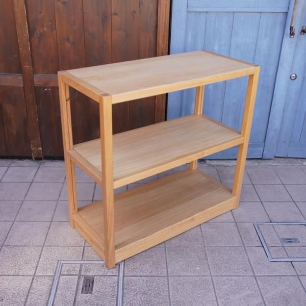 MUJI(無印良品)の無垢材ならではの味わい丈夫さを生かしたオーク MUJI(無印良品)の無垢材ならではの味わい丈夫さを生かしたオーク
