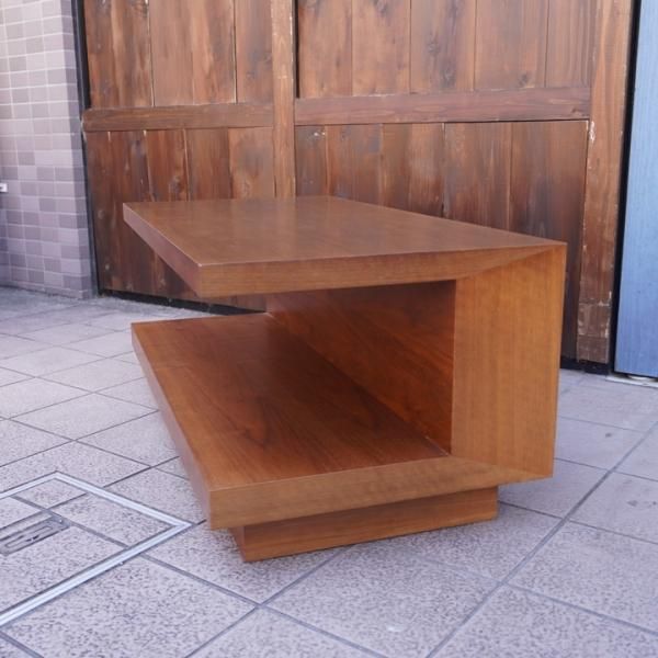 IDEE(イデー)で取り扱われていたATINO SOFA TABLE(アティーノ IDEE(イデー)で取り扱われていたATINO SOFA TABLE(アティーノ