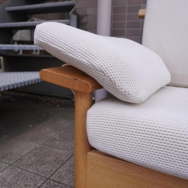 飛騨の家具メーカーKASHIWA(柏木工)のオーク無垢材を使用したBE 飛騨の家具メーカーKASHIWA(柏木工)のオーク無垢材を使用したBE