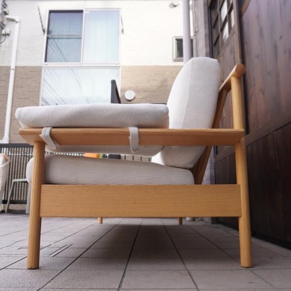 飛騨の家具メーカーKASHIWA(柏木工)のオーク無垢材を使用したBE 飛騨の家具メーカーKASHIWA(柏木工)のオーク無垢材を使用したBE