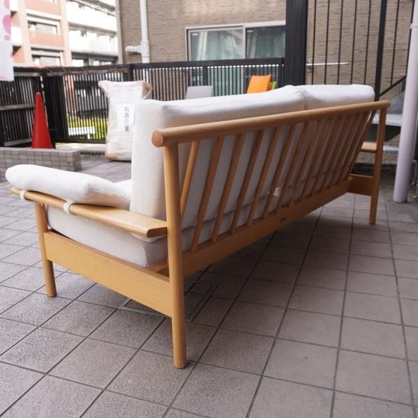 飛騨の家具メーカーKASHIWA(柏木工)のオーク無垢材を使用したBE 飛騨の家具メーカーKASHIWA(柏木工)のオーク無垢材を使用したBE