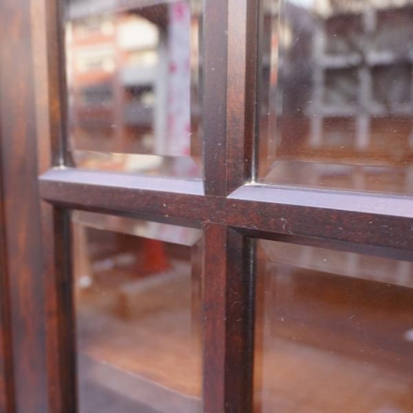 北海道民芸家具(HOKUMIN)のカバ無垢材を使用した、本棚です