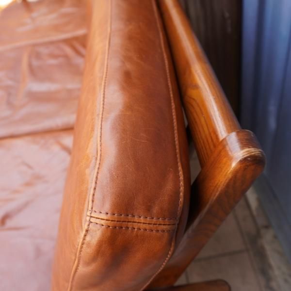 ACME Furniture(アクメファニチャー)のDELMAR(デルマー) レザー ACME Furniture(アクメファニチャー)のDELMAR(デルマー) レザー