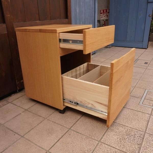 人気のMUJI(無印良品)のオーク無垢材 デスクキャビネット 人気のMUJI(無印良品)のオーク無垢材 デスクキャビネット