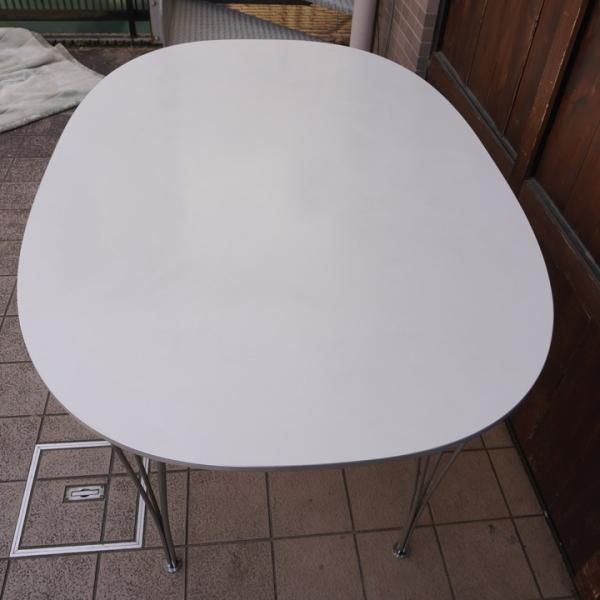 Fritz Hansen(フリッツハンセン)社のスーパー楕円テーブル(B Fritz Hansen(フリッツハンセン)社のスーパー楕円テーブル(B