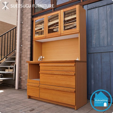 SUETSUGU(末次家具)のオーク材 キッチンボードです。北欧スタイルで 
