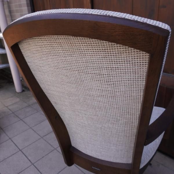 karimoku(カリモク家具)のオーク材を使用したダイニングチェアー karimoku(カリモク家具)のオーク材を使用したダイニングチェアー