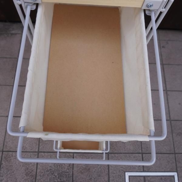 無印良品(MUJI)のスチール4段帆布バスケット付きユニット 無印良品(MUJI)のスチール4段帆布バスケット付きユニット