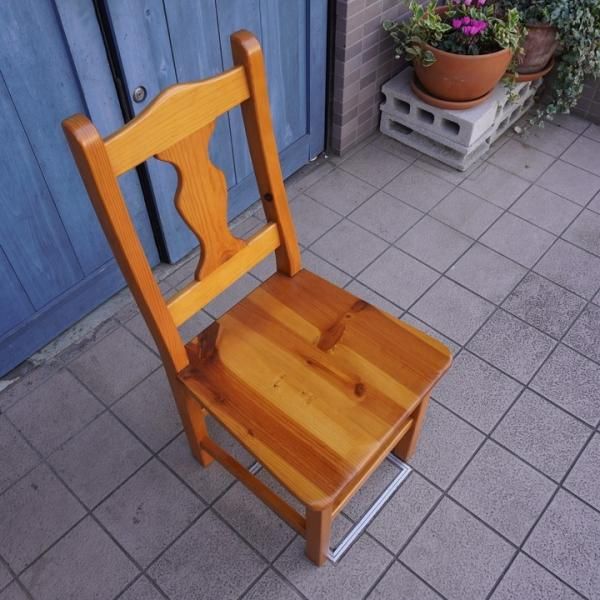 K'FACTORY(ケイ・ファクトリー)の木の持つ温もりを手作りで再現したCozy Timeシリーズのパイン無垢材を使用したチェアです。カントリー調の 椅子はダイニングチェアやデスクチェアにオススメ。 - kokoelma -ココエルマ- 雑貨・中古家具・北欧家具・アンティーク家具の通販 