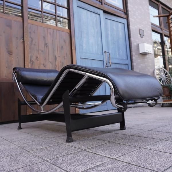 値下げ/IDC OTSUKA(大塚家具)で取り扱われていたLe Corbusier(ル 値下げ/IDC OTSUKA(大塚家具)で取り扱われていたLe Corbusier(ル