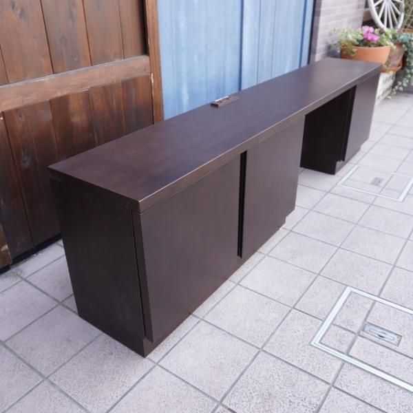 値下げ/北海道旭川の家具メーカーCONDE HOUSE(カンディハウス)のam(アム)エスポワ テレビボードです。ダークブラウンの落ち着いた色合いが魅力 のローボードは北欧スタイルや和モダンなどに。 - kokoelma -ココエルマ- 雑貨・中古家具・北欧家具・アンティーク家具の通販 