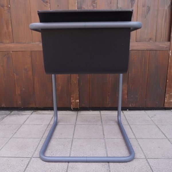 MUJI(無印良品)で取り扱われているドイツTHONET(トーネット)社の MUJI(無印良品)で取り扱われているドイツTHONET(トーネット)社の