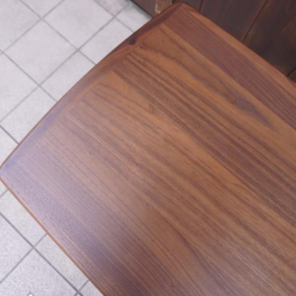 unico(ウニコ)のNORD(ノルド)シリーズ カフェテーブルです unico(ウニコ)のNORD(ノルド)シリーズ カフェテーブルです