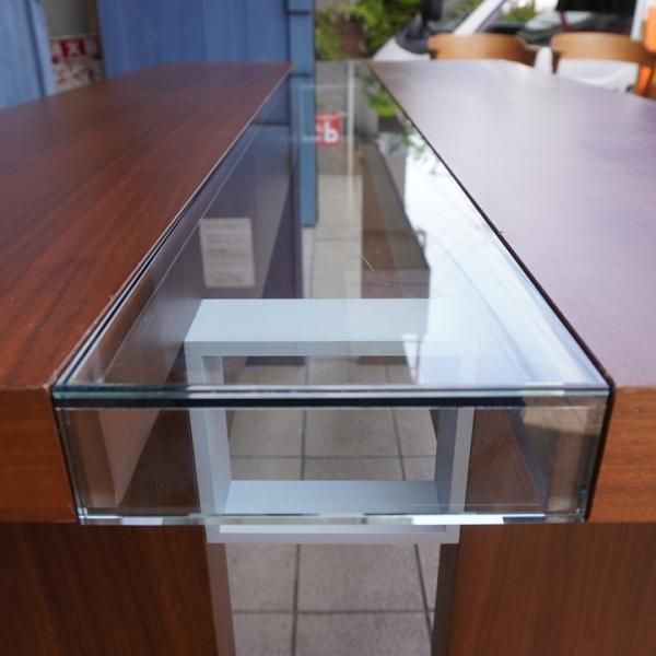 IDC OTSUKA(大塚家具)取り扱いのメーカーBross (ブロス)社の IDC OTSUKA(大塚家具)取り扱いのメーカーBross (ブロス)社の