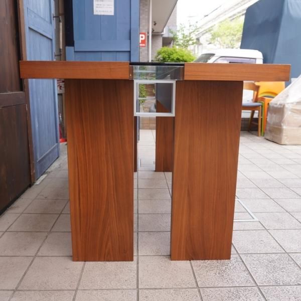 IDC OTSUKA(大塚家具)取り扱いのメーカーBross (ブロス)社の IDC OTSUKA(大塚家具)取り扱いのメーカーBross (ブロス)社の
