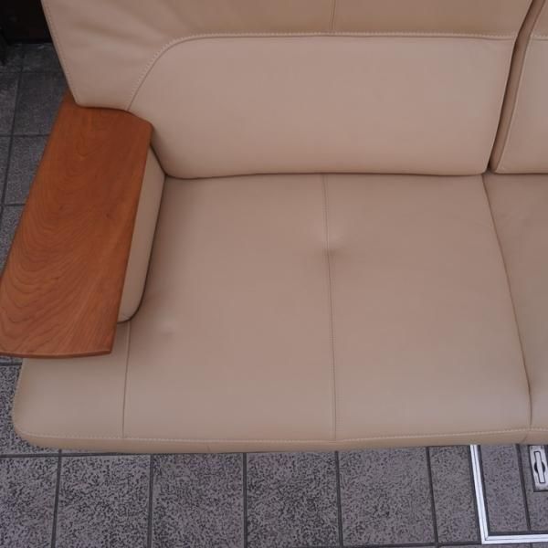 値下げ/Karimoku(カリモク家具)よりZU25シリーズの稀少な 値下げ/Karimoku(カリモク家具)よりZU25シリーズの稀少な