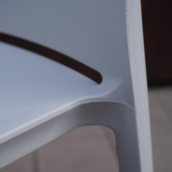 Cassina ixc.(カッシーナ・イクスシー) 取扱いのDESALTO Cassina ixc.(カッシーナ・イクスシー) 取扱いのDESALTO