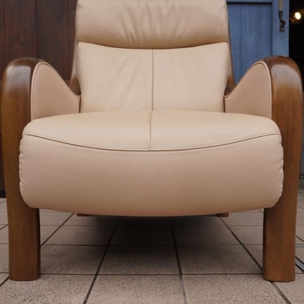 karimoku(カリモク家具)のdirettore(ディレトーレ)シリーズの本 karimoku(カリモク家具)のdirettore(ディレトーレ)シリーズの本