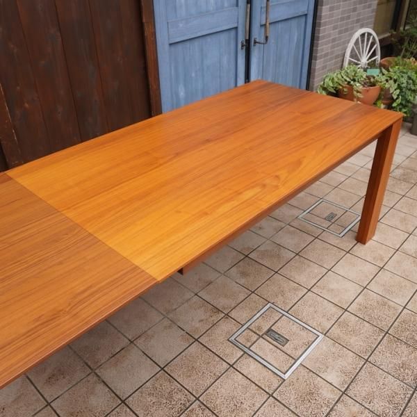 イタリアのCalligaris(カリガリス)社のOMNIA(オムニア イタリアのCalligaris(カリガリス)社のOMNIA(オムニア