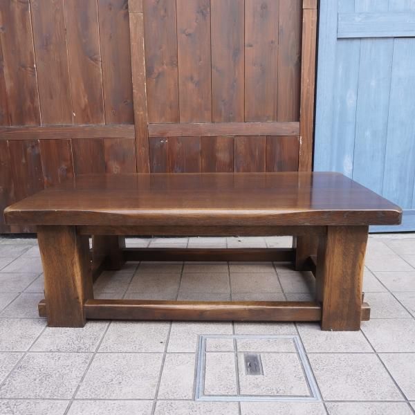 値下げ/飛騨の家具メーカーKASHIWA(柏木工)のWILDERNESS（ウィルダネス）リビングテーブルです。クラシックで重厚なデザインは インパクトもありオーク材の力強い木目が印象的♪ - kokoelma -ココエルマ- 雑貨・中古家具・北欧家具・アンティーク家具の通販 インテリア  