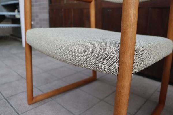 飛騨高山の家具メーカー日進木工(nissin)のSLOW アームチェアー2脚