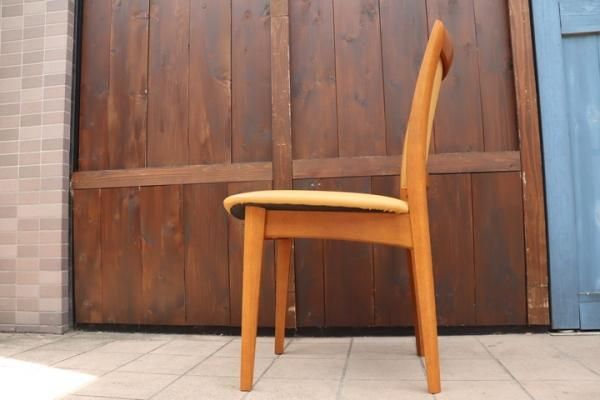 飛騨高山の家具メーカーshirakawa(シラカワ)のダイニングチェア 飛騨高山の家具メーカーshirakawa(シラカワ)のダイニングチェア