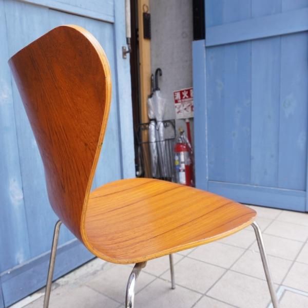 Fritz Hansen(フリッツハンセン)社のアルネ・ヤコブセン Fritz Hansen(フリッツハンセン)社のアルネ・ヤコブセン