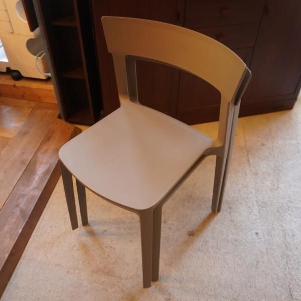 イタリアのブランドCalligaris(カリガリス)社のSKIN(スキン イタリアのブランドCalligaris(カリガリス)社のSKIN(スキン