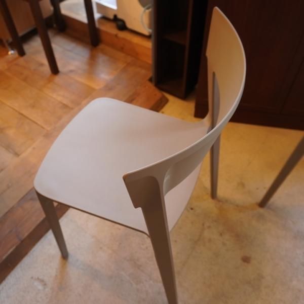 イタリアのブランドCalligaris(カリガリス)社のSKIN(スキン イタリアのブランドCalligaris(カリガリス)社のSKIN(スキン