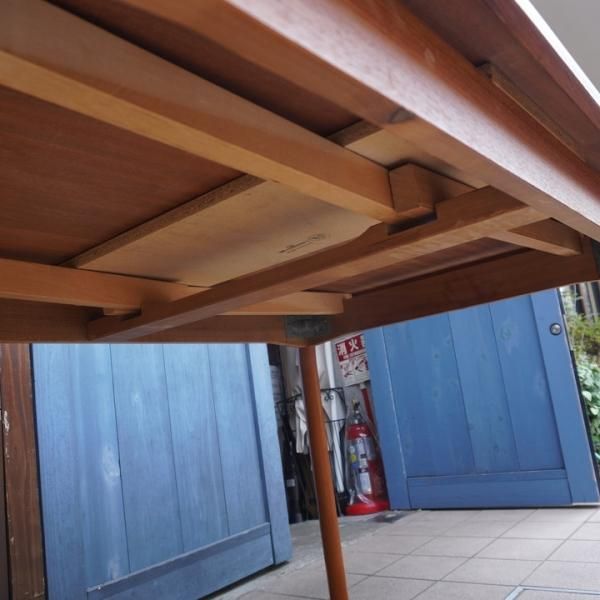デンマークのVEJLE STOLEOG MOBELFABRIK社のHenning Kjaernulf デンマークのVEJLE STOLEOG MOBELFABRIK社のHenning Kjaernulf