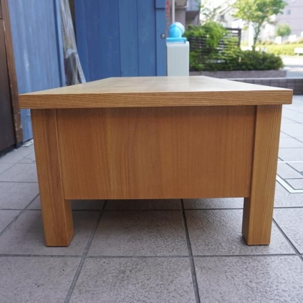 人気の無印良品(MUJI)のタモ材を使用したTVボードです 人気の無印良品(MUJI)のタモ材を使用したTVボードです