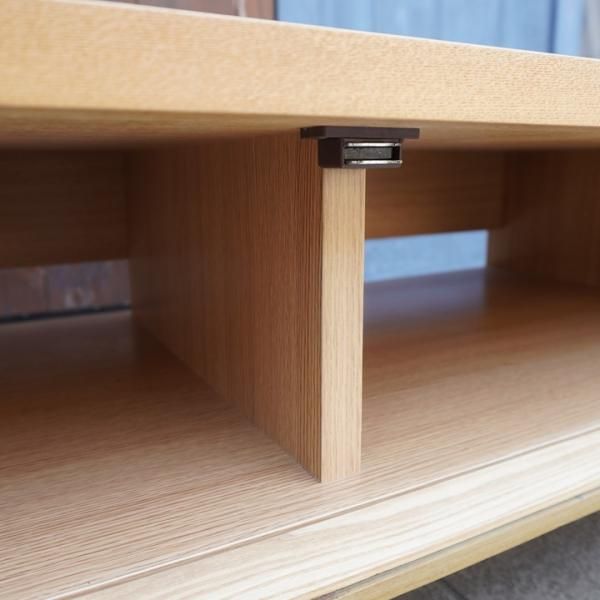 人気の無印良品(MUJI)のタモ材を使用したTVボードです 人気の無印良品(MUJI)のタモ材を使用したTVボードです