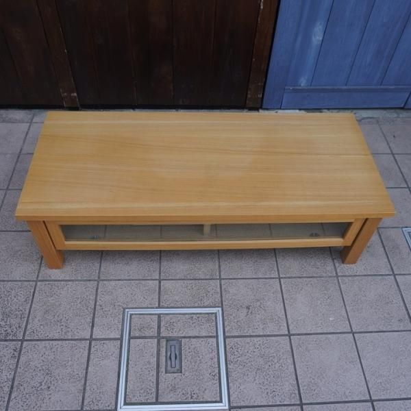 人気の無印良品(MUJI)のタモ材を使用したTVボードです 人気の無印良品(MUJI)のタモ材を使用したTVボードです