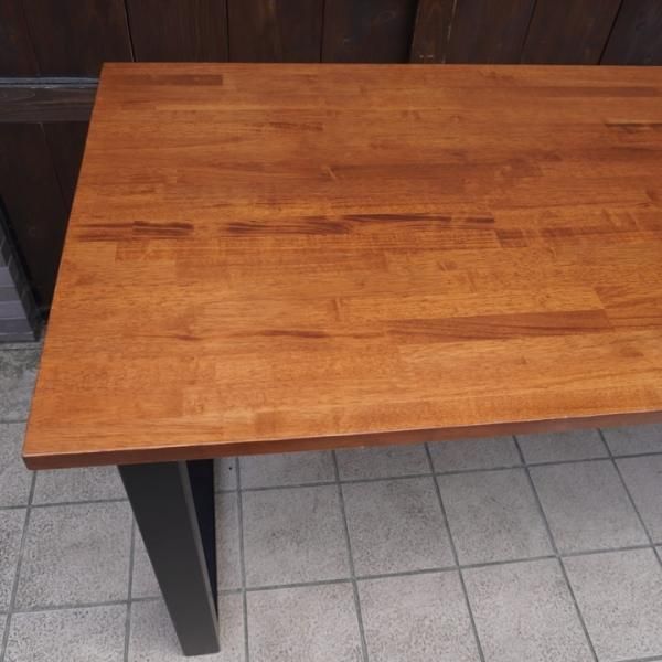 KANADEMONO(かなでもの)の人気シリーズTHE TABLE ラバーウッドT KANADEMONO(かなでもの)の人気シリーズTHE TABLE ラバーウッドT