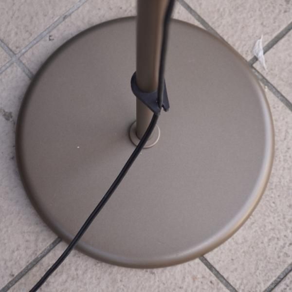 スワン電器(SWAN)のEXARM(エグザーム)LED フロアランプです スワン電器(SWAN)のEXARM(エグザーム)LED フロアランプです
