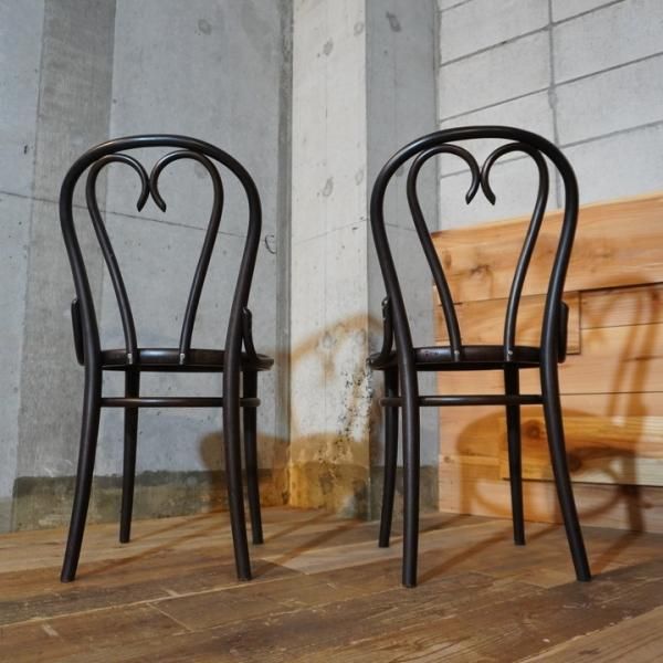 チェコのブランド TON FURNITURE(トーンファニチャー)よりNO.16 チェコのブランド TON FURNITURE(トーンファニチャー)よりNO.16