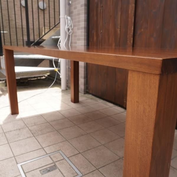 飛騨の家具メーカーKASHIWA(柏木工)のウォルナット材を使用した 飛騨の家具メーカーKASHIWA(柏木工)のウォルナット材を使用した