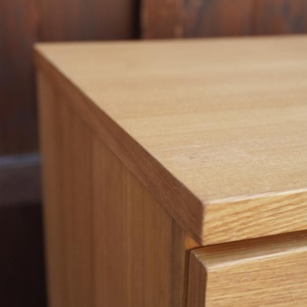 人気の無印良品(MUJI)のタモ材 キャビネット・木製扉