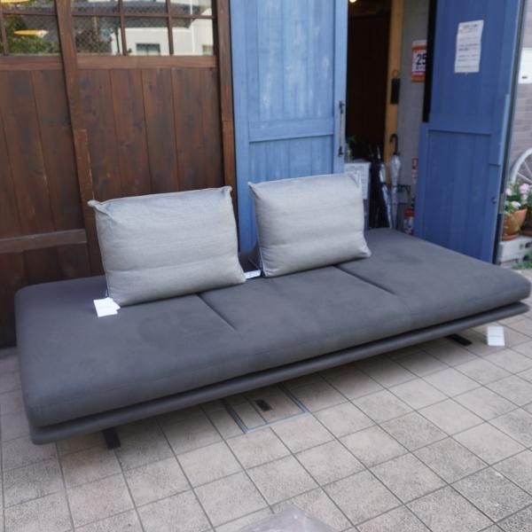 展示品◇フランスの高級ブランドligne roset(リーンロゼ)社の 展示品◇フランスの高級ブランドligne roset(リーンロゼ)社の
