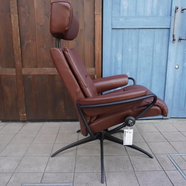 展示品◇北欧ノルウェーのメーカーEKORNES(エコーネス)社の本革 展示品◇北欧ノルウェーのメーカーEKORNES(エコーネス)社の本革